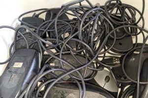 class set of unorganized tangled mice